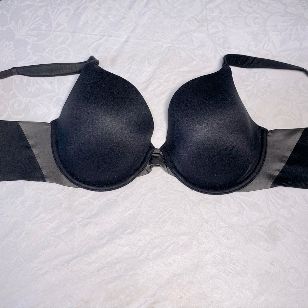 Like New Spanx Pillow Cup Side & Back Smoothing T Shirt Underwire Bra 34D